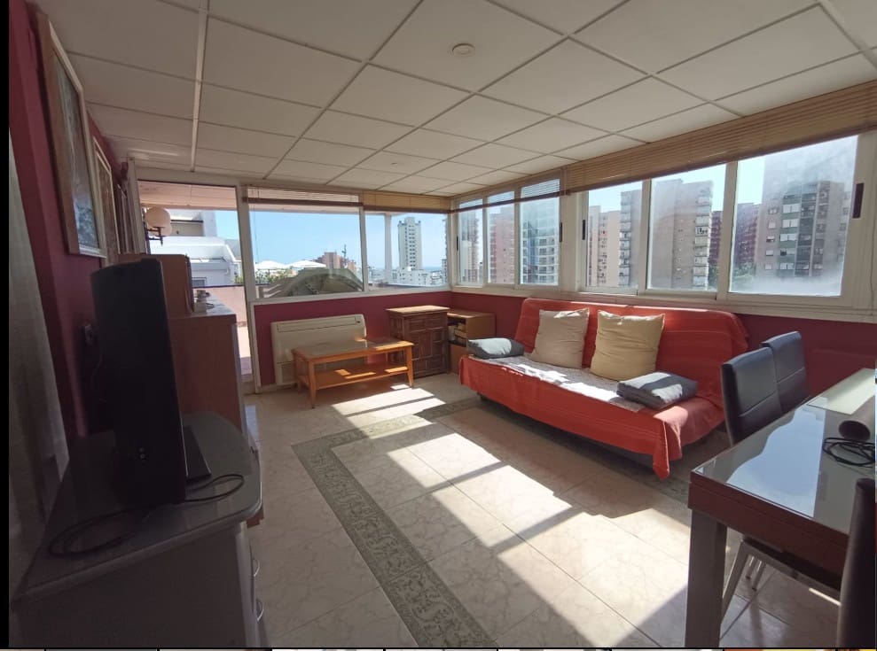 3 bedroom Penthouse for sale in Benidorm with garage - € 549,000 (Ref: 10031072)