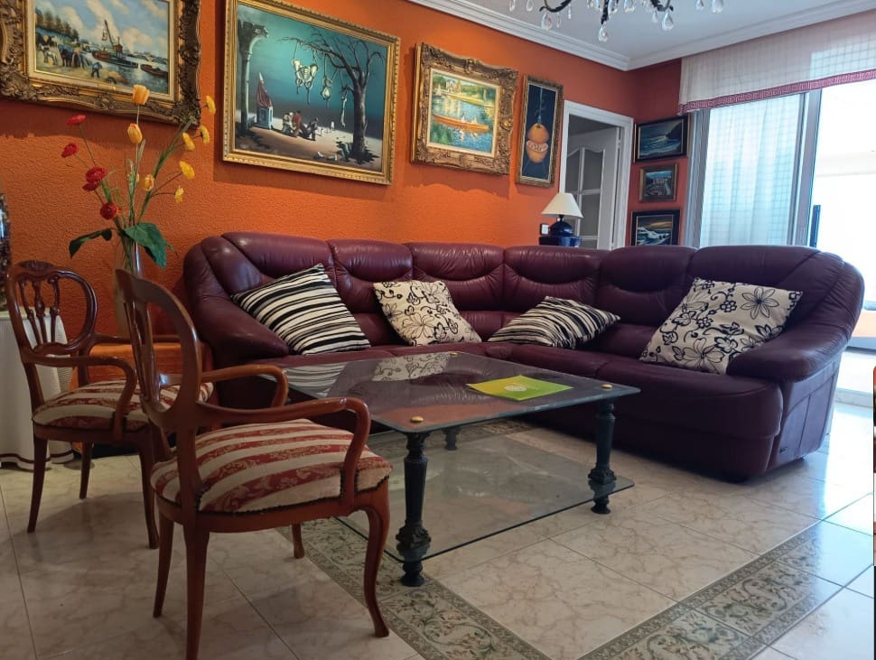 3 bedroom Penthouse for sale in Benidorm with garage - € 549,000 (Ref: 10031072)