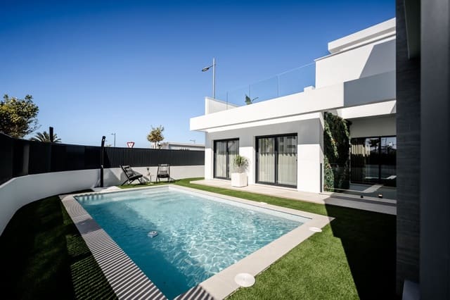 3 sovrum Villa till salu i Los Alcázares med pool - 869 000 € (Ref: 10049817)