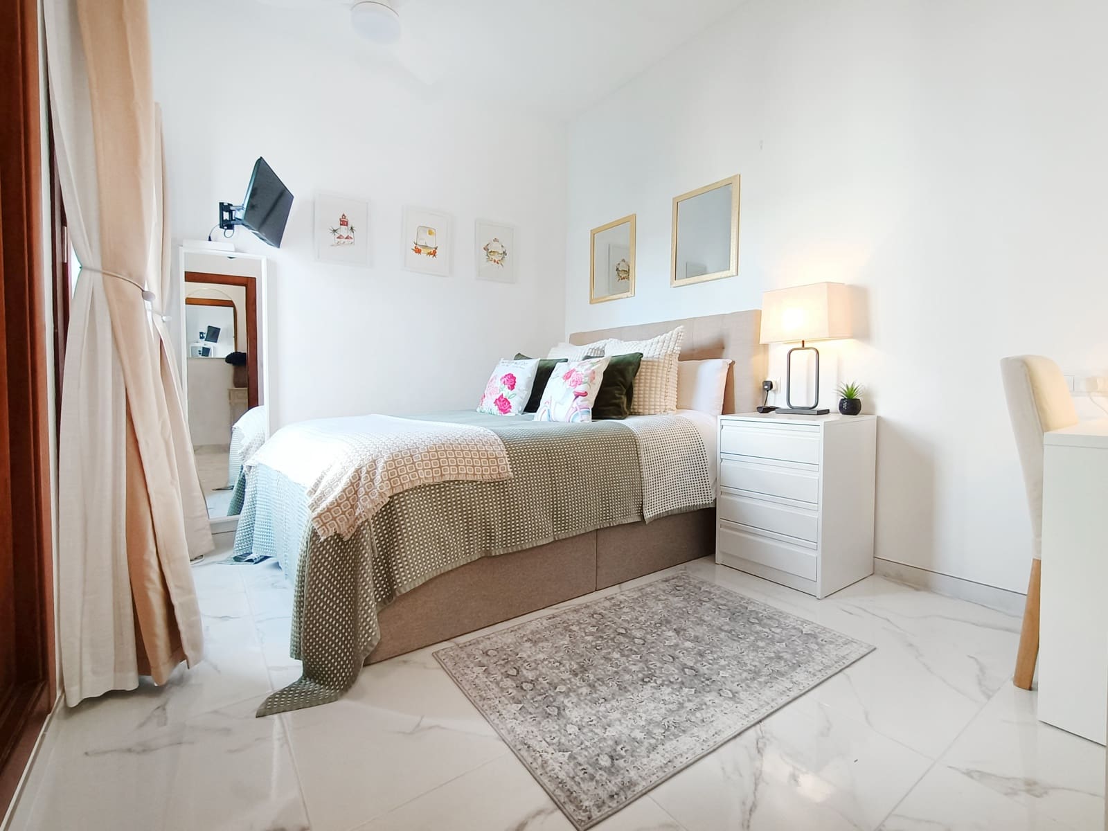 4 bedroom Villa for rent in El Valle Golf Resort with pool garage - € 2,000 (Ref: 9939164)