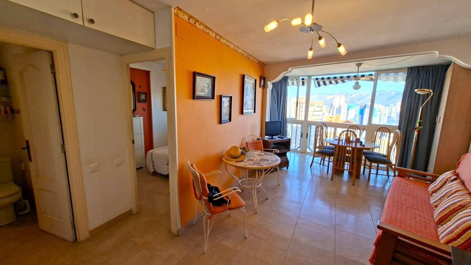 Apartamento Playa de 1 habitación en Benidorm en venta con piscina garaje - 189.000 € (Ref: 9941151)