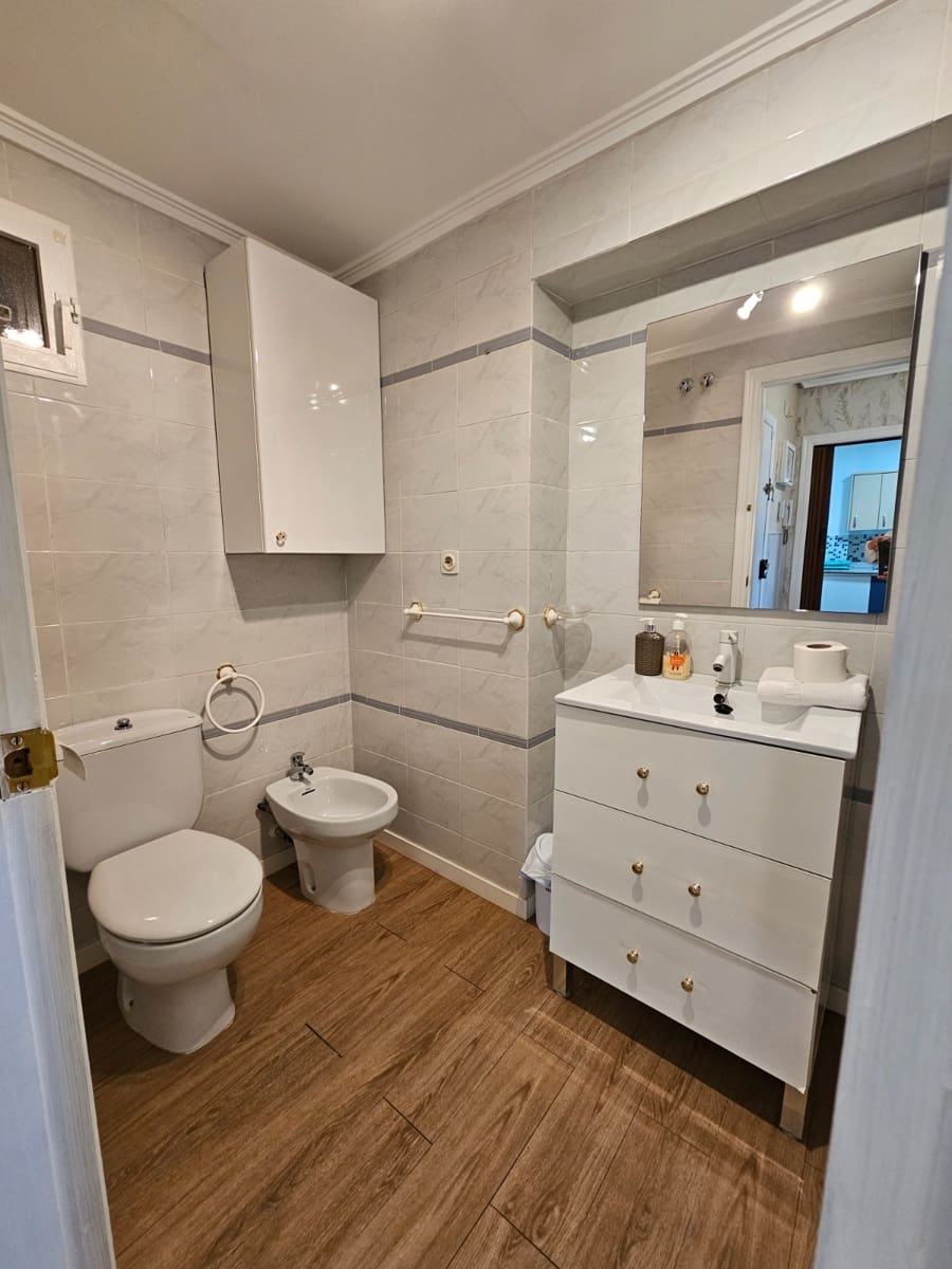 1 quarto Apartamento de Praia para venda em Benidorm - 162 000 € (Ref: 9996177)