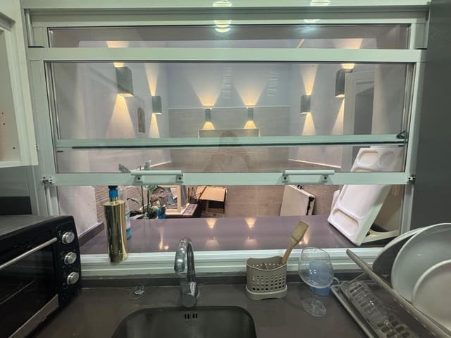 3 quarto Casa em Banda para arrendar em Levante Alto, Benidorm - 1 300 € (Ref: 9998006)