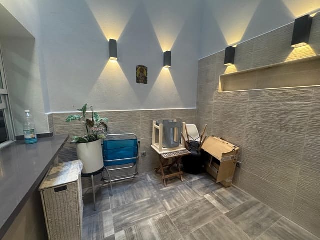 3 quarto Casa em Banda para arrendar em Levante Alto, Benidorm - 1 300 € (Ref: 9998006)