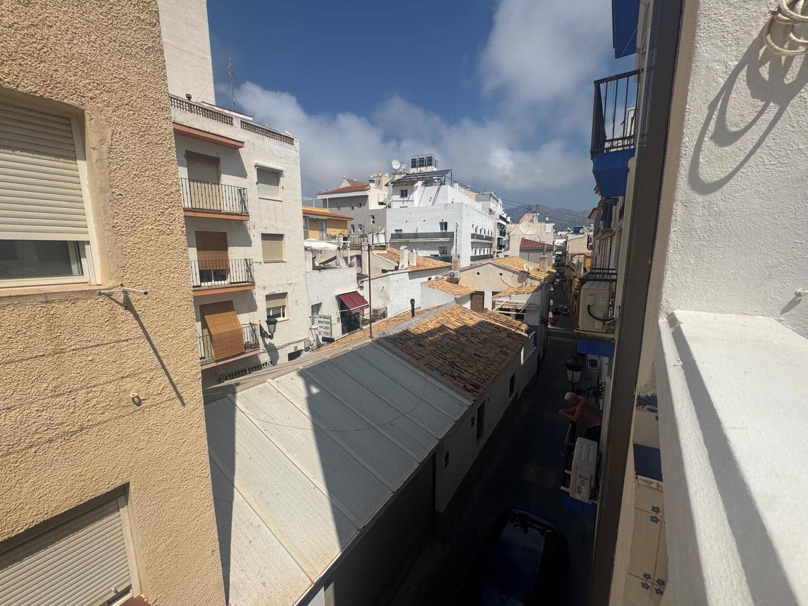 Maison de Ville de 3 chambres à louer à Benidorm - 1 300 € (Ref: 9998006)