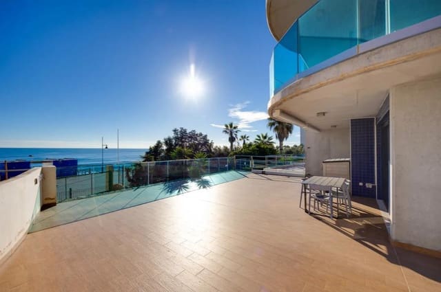 3 sypialnia Apartament na sprzedaż w Punta Prima, Torrevieja z basenem garażem - 550 000 € (Ref: 9528317)