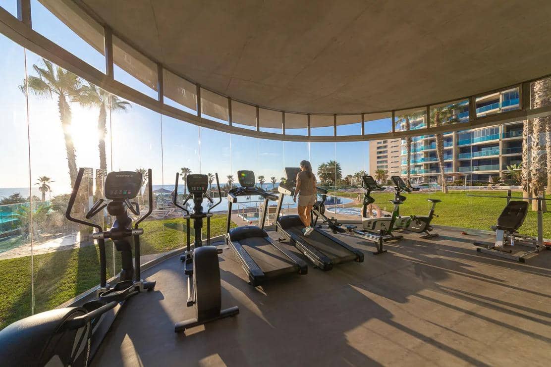 3 sypialnia Apartament na sprzedaż w Punta Prima z basenem garażem - 550 000 € (Ref: 9528317)