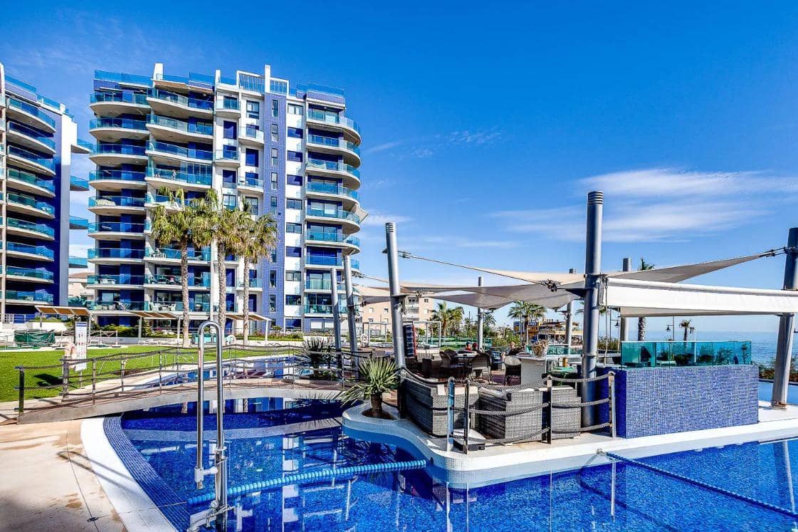 3 sypialnia Apartament na sprzedaż w Punta Prima z basenem garażem - 550 000 € (Ref: 9528317)