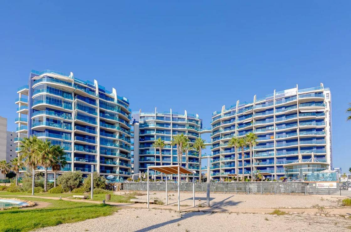 3 sypialnia Apartament na sprzedaż w Punta Prima z basenem garażem - 550 000 € (Ref: 9528317)