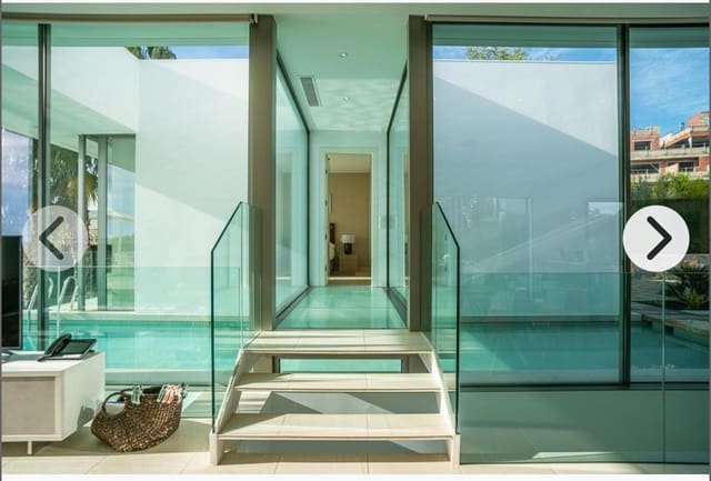 4 chambre Villa/Maison à vendre à Villamartín - Las Filipinas, Orihuela avec piscine garage - 950 000 € (Ref: 9528318)