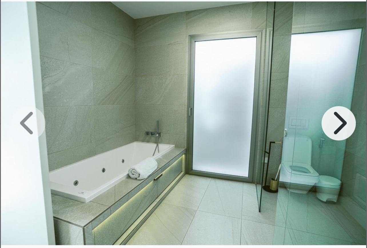 4 chambre Villa/Maison à vendre à Orihuela Costa avec piscine garage - 950 000 € (Ref: 9528318)