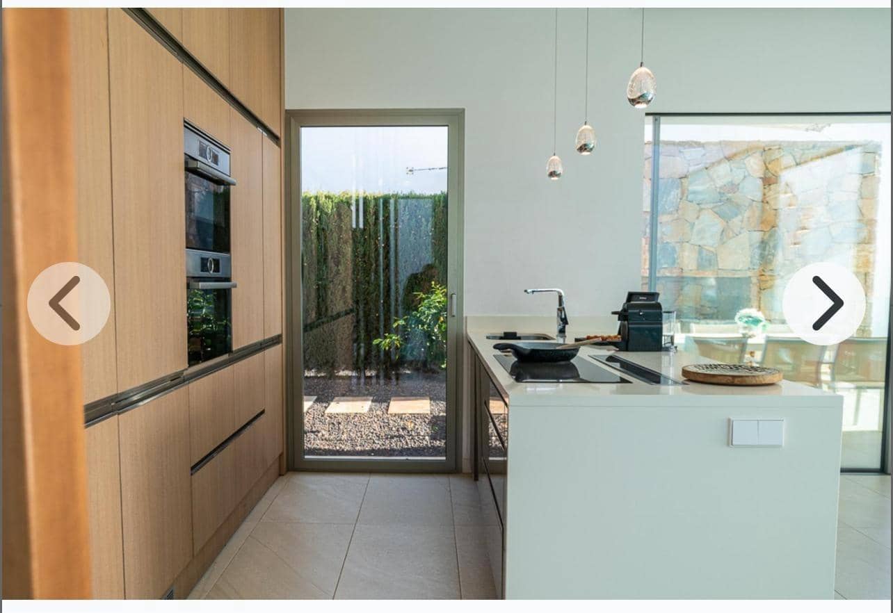 4 chambre Villa/Maison à vendre à Orihuela Costa avec piscine garage - 950 000 € (Ref: 9528318)