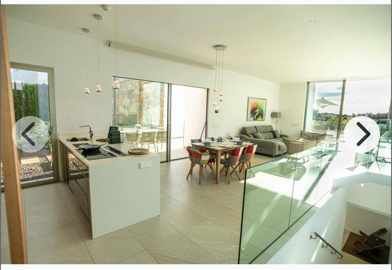 4 chambre Villa/Maison à vendre à Orihuela Costa avec piscine garage - 950 000 € (Ref: 9528318)