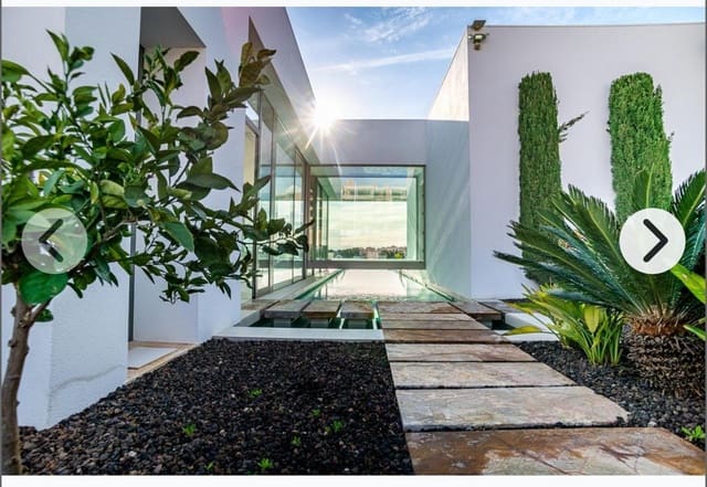 4 chambre Villa/Maison à vendre à Villamartín - Las Filipinas, Orihuela avec piscine garage - 950 000 € (Ref: 9528318)