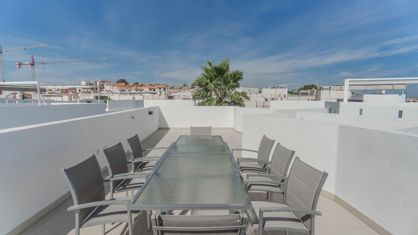 4 bedroom Villa for sale in Villamartin with pool - € 475,000 (Ref: 9528319)