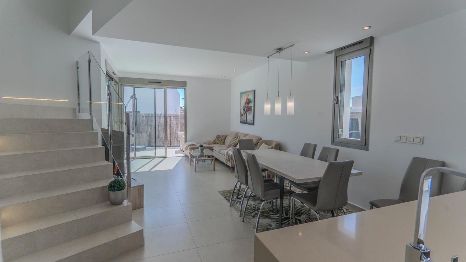 4 bedroom Villa for sale in Villamartin with pool - € 475,000 (Ref: 9528319)