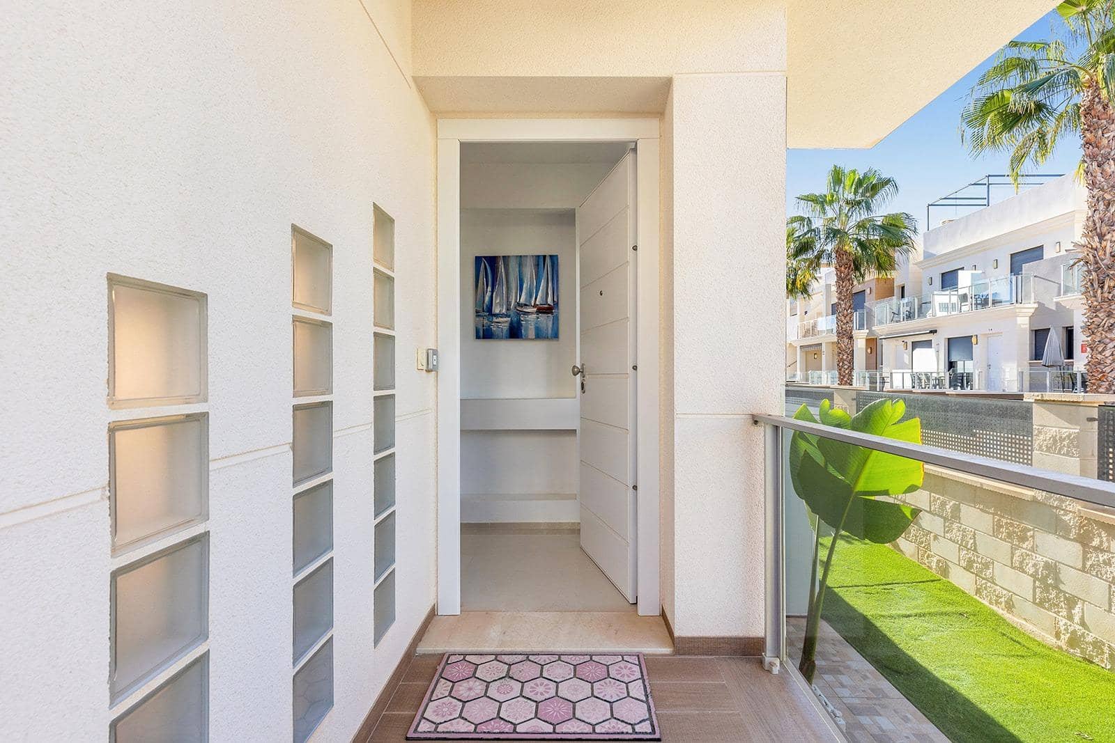 5 sypialnia Willa na sprzedaż w La Zenia z basenem garażem - 895 000 € (Ref: 9528320)