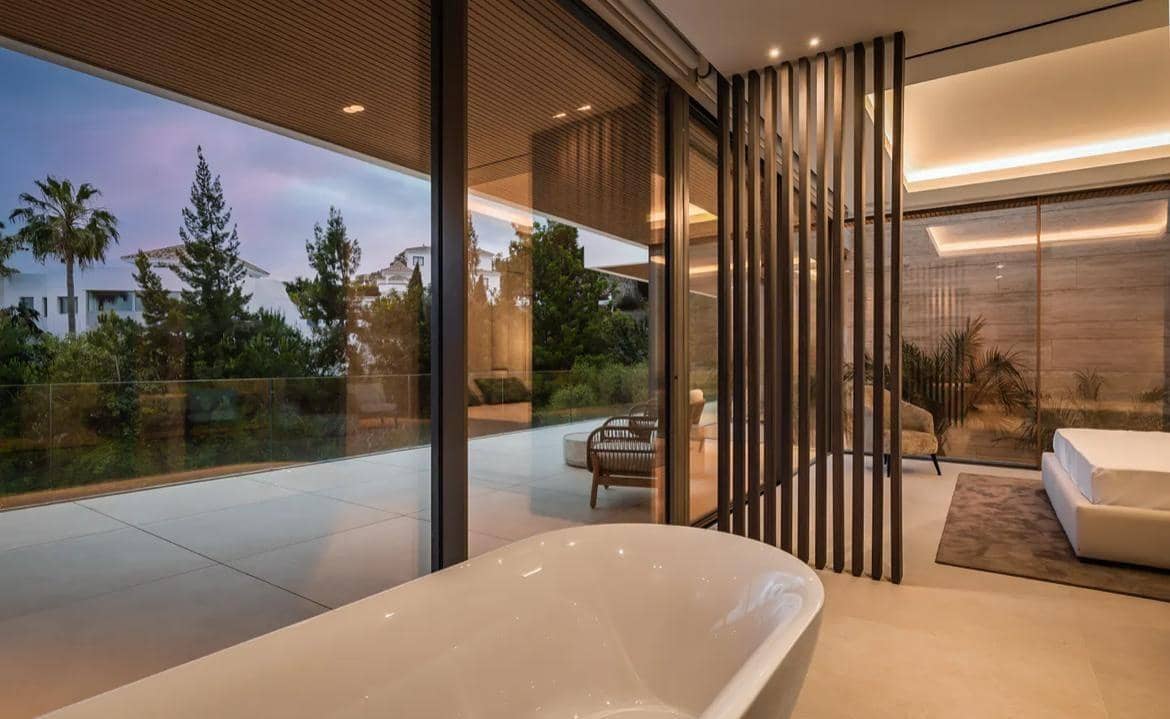 Chalet de 7 habitaciones en Benahavís en venta con piscina garaje - 4.990.000 € (Ref: 9528321)