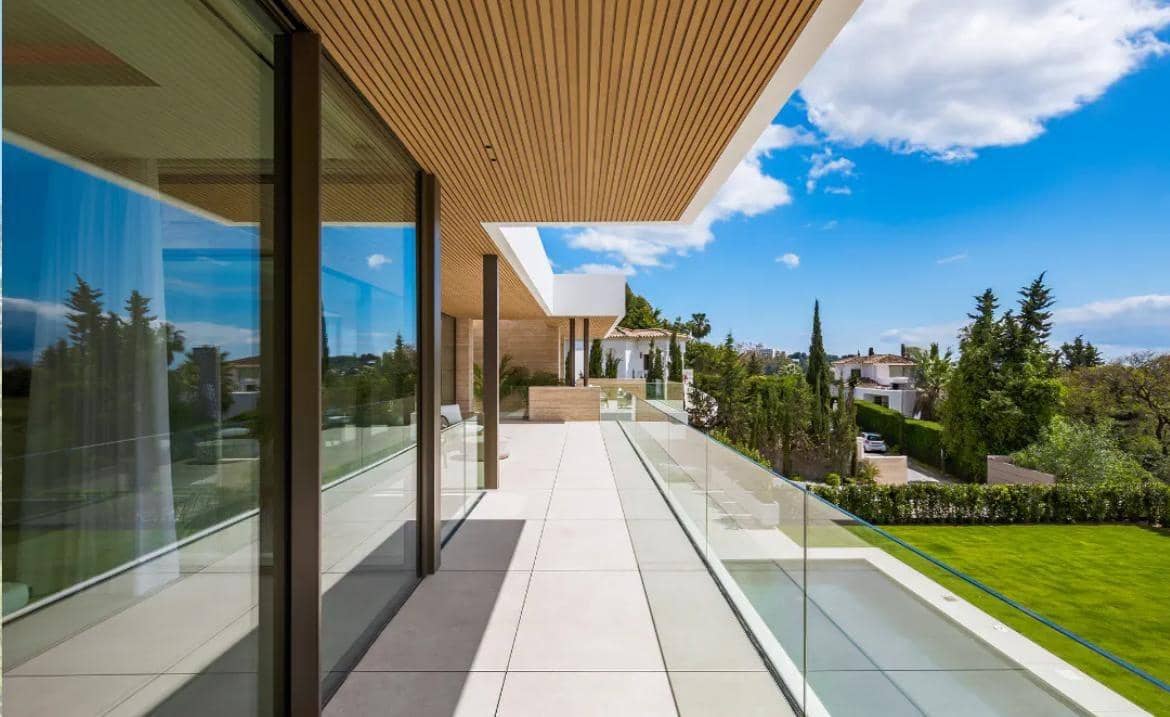 Chalet de 7 habitaciones en Benahavís en venta con piscina garaje - 4.990.000 € (Ref: 9528321)