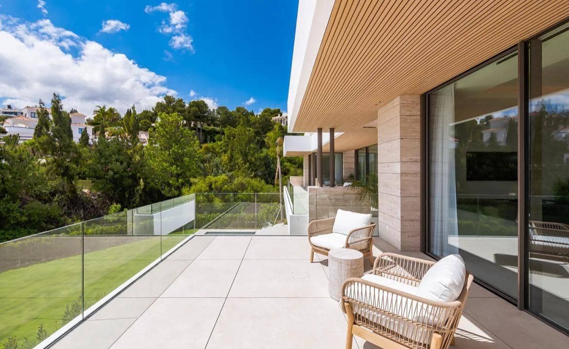 Chalet de 7 habitaciones en Benahavís en venta con piscina garaje - 4.990.000 € (Ref: 9528321)