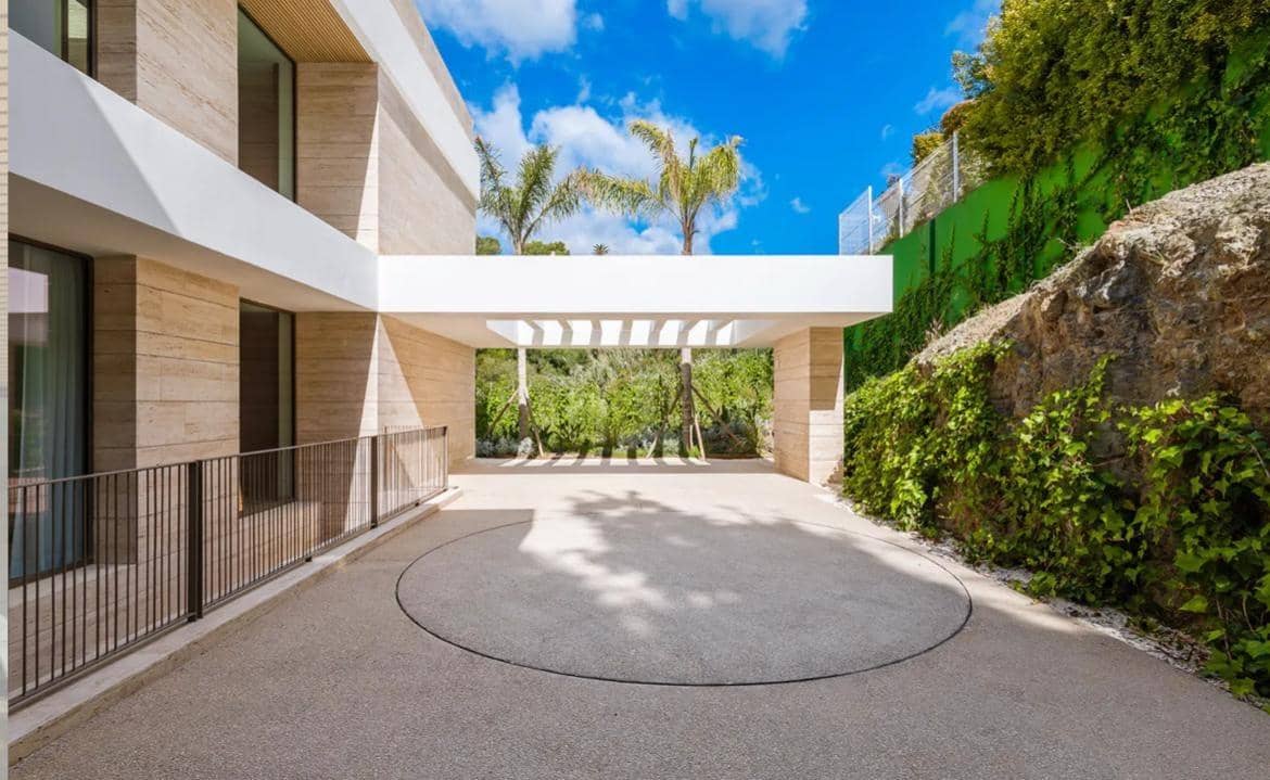 Chalet de 7 habitaciones en Benahavís en venta con piscina garaje - 4.990.000 € (Ref: 9528321)