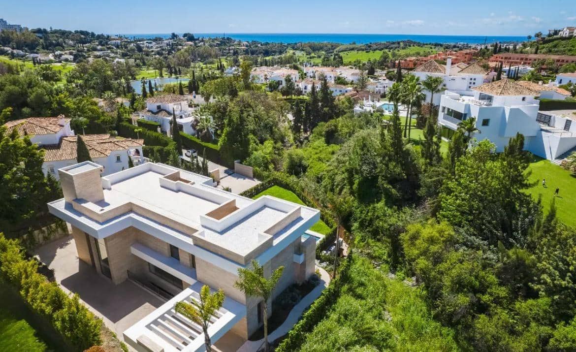 Chalet de 7 habitaciones en Benahavís en venta con piscina garaje - 4.990.000 € (Ref: 9528321)