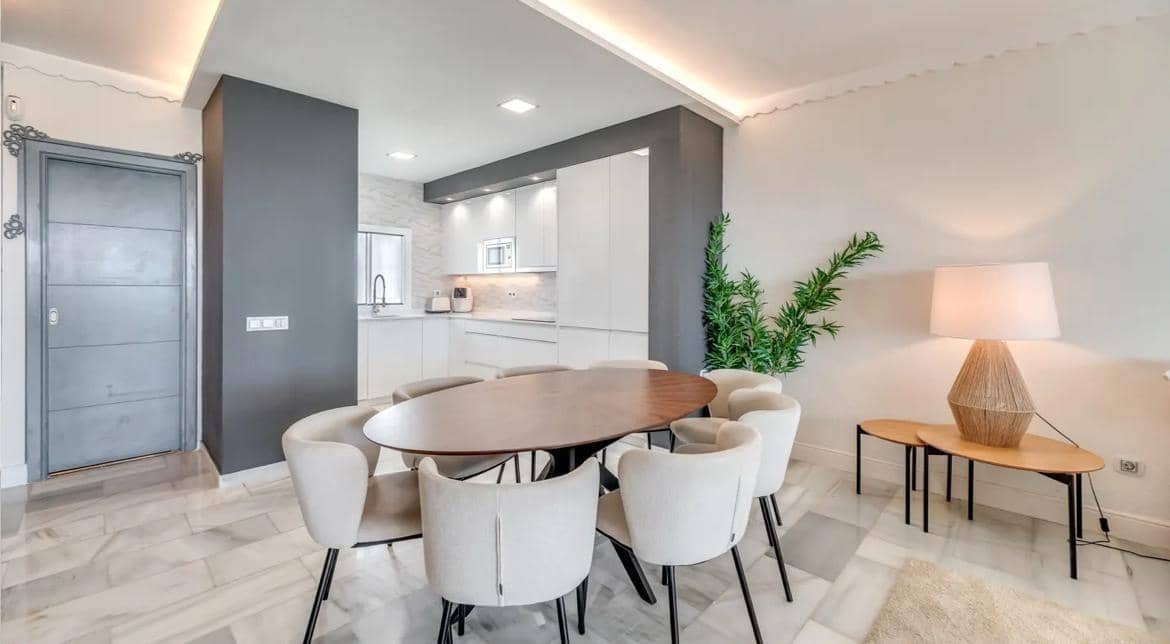 4 soverom Rekkehus til salgs i Las Chapas med svømmebasseng - € 1 950 000 (Ref: 9528322)