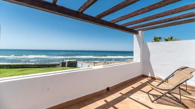 4 soverom Rekkehus til salgs i Las Chapas, Marbella med svømmebasseng - € 1 950 000 (Ref: 9528322)