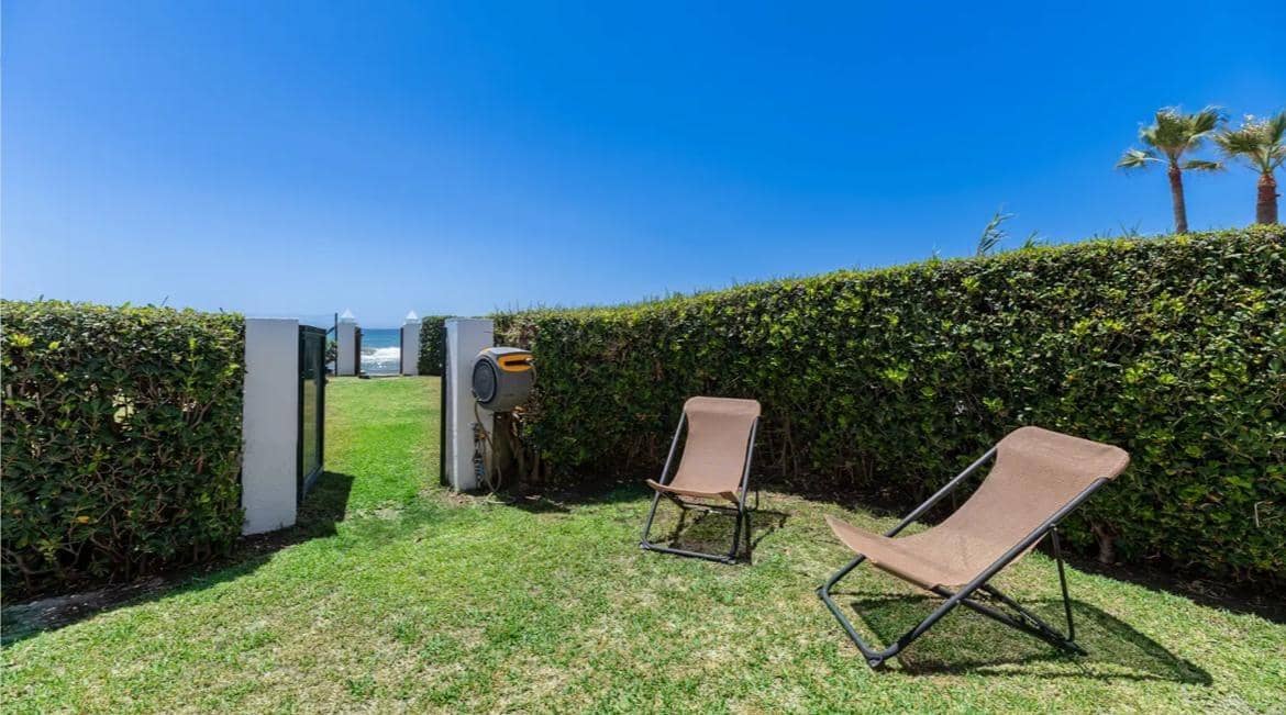 4 soverom Rekkehus til salgs i Las Chapas med svømmebasseng - € 1 950 000 (Ref: 9528322)