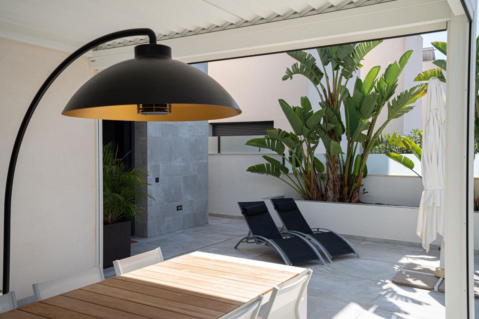 5 bedroom Villa for sale in Ciudad Quesada with pool garage - € 799,000 (Ref: 9528324)