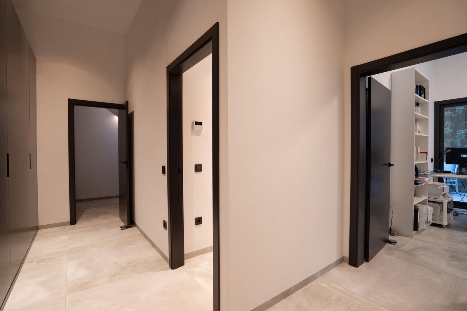 5 bedroom Villa for sale in Ciudad Quesada with pool garage - € 799,000 (Ref: 9528324)