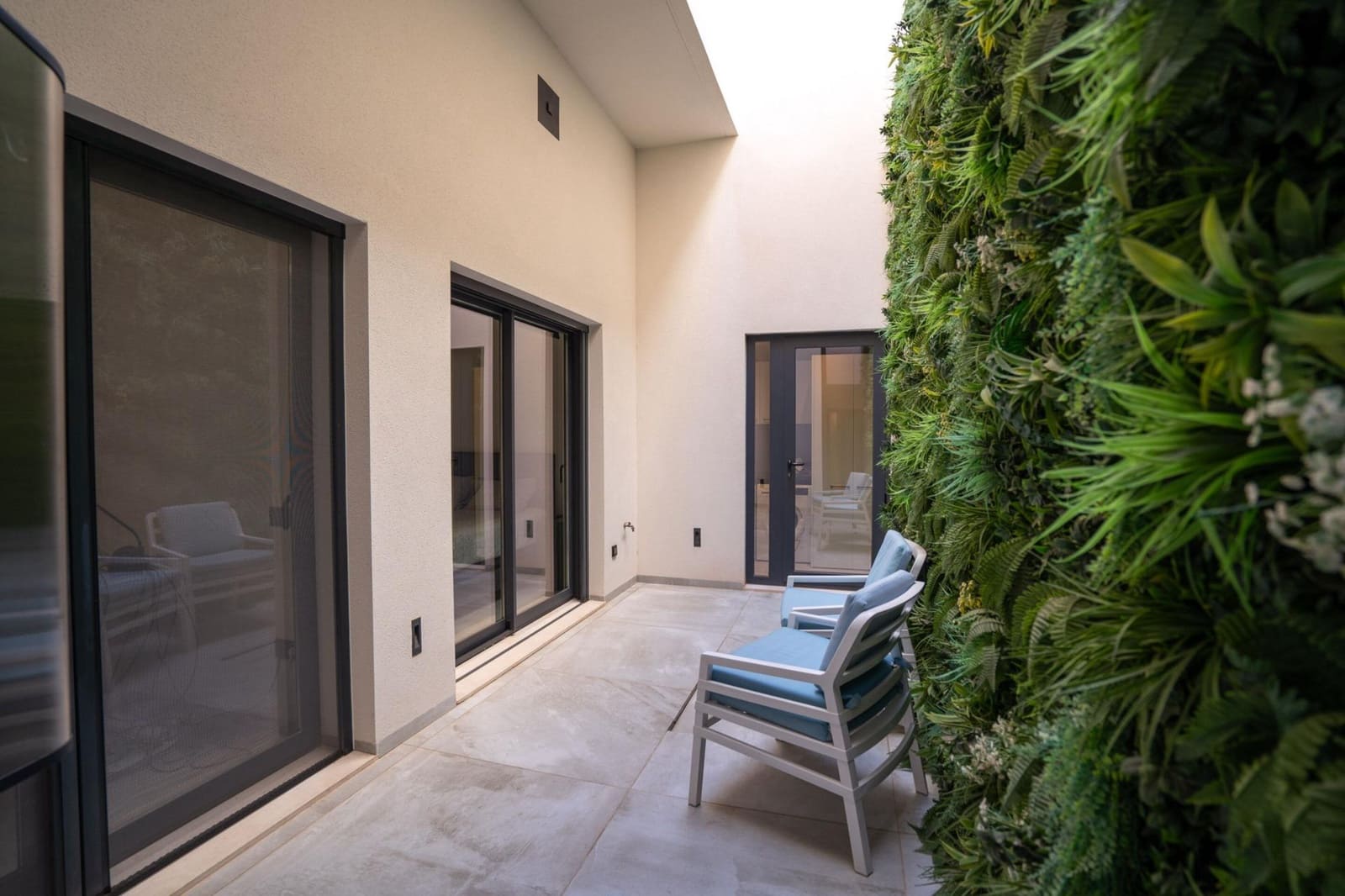 5 bedroom Villa for sale in Ciudad Quesada with pool garage - € 799,000 (Ref: 9528324)