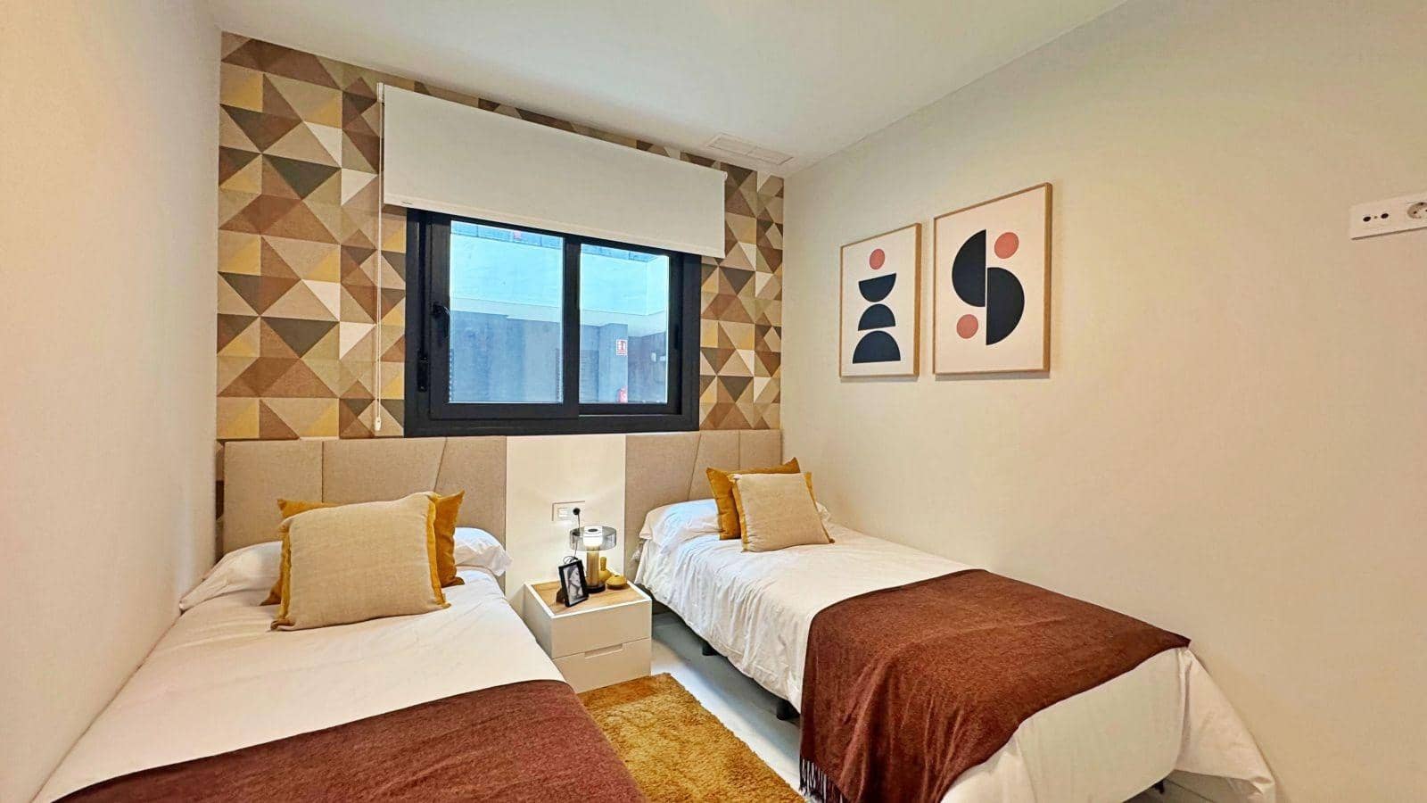 Apartamento de 2 habitaciones en Torrevieja en venta con piscina - 334.000 € (Ref: 9528328)