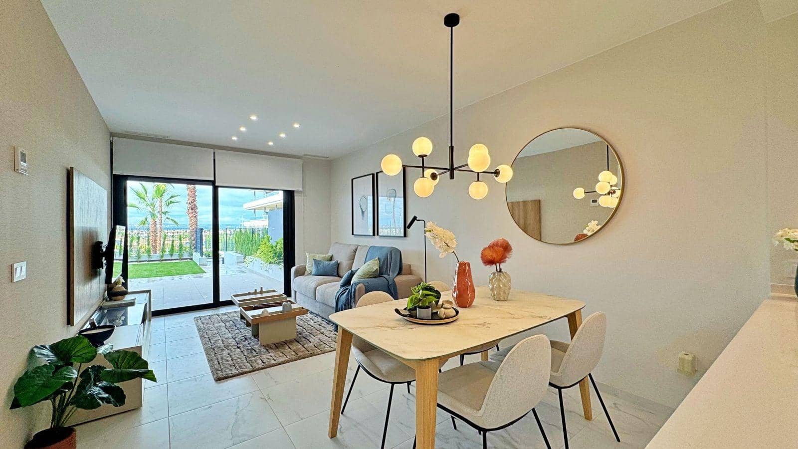 Apartamento de 2 habitaciones en Torrevieja en venta con piscina - 334.000 € (Ref: 9528328)