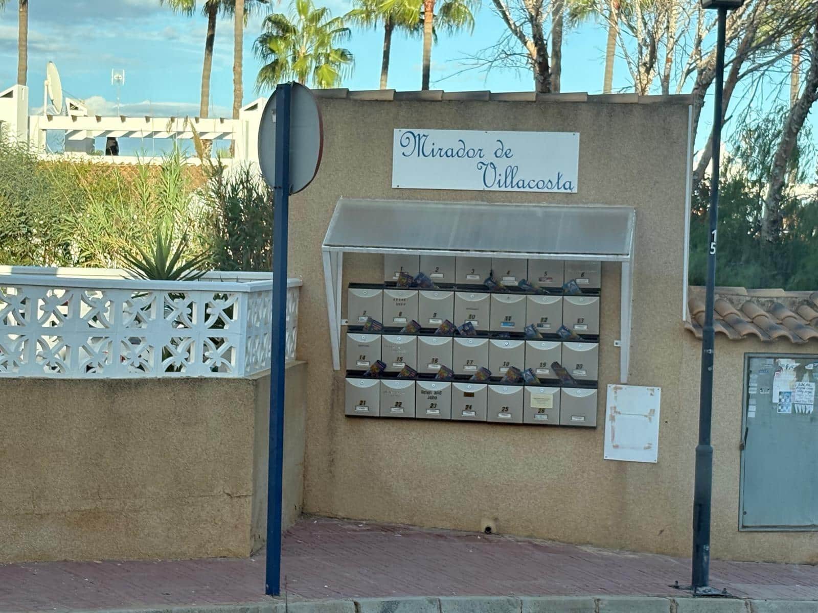 2 soverom Rekkehus til salgs i Villamartin - € 175 000 (Ref: 9528329)