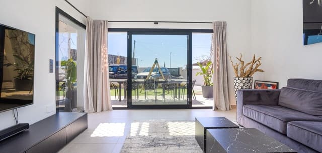 4 camera da letto Villa in vendita in Ciudad Quesada, Rojales con piscina - 699.000 € (Rif: 9530595)