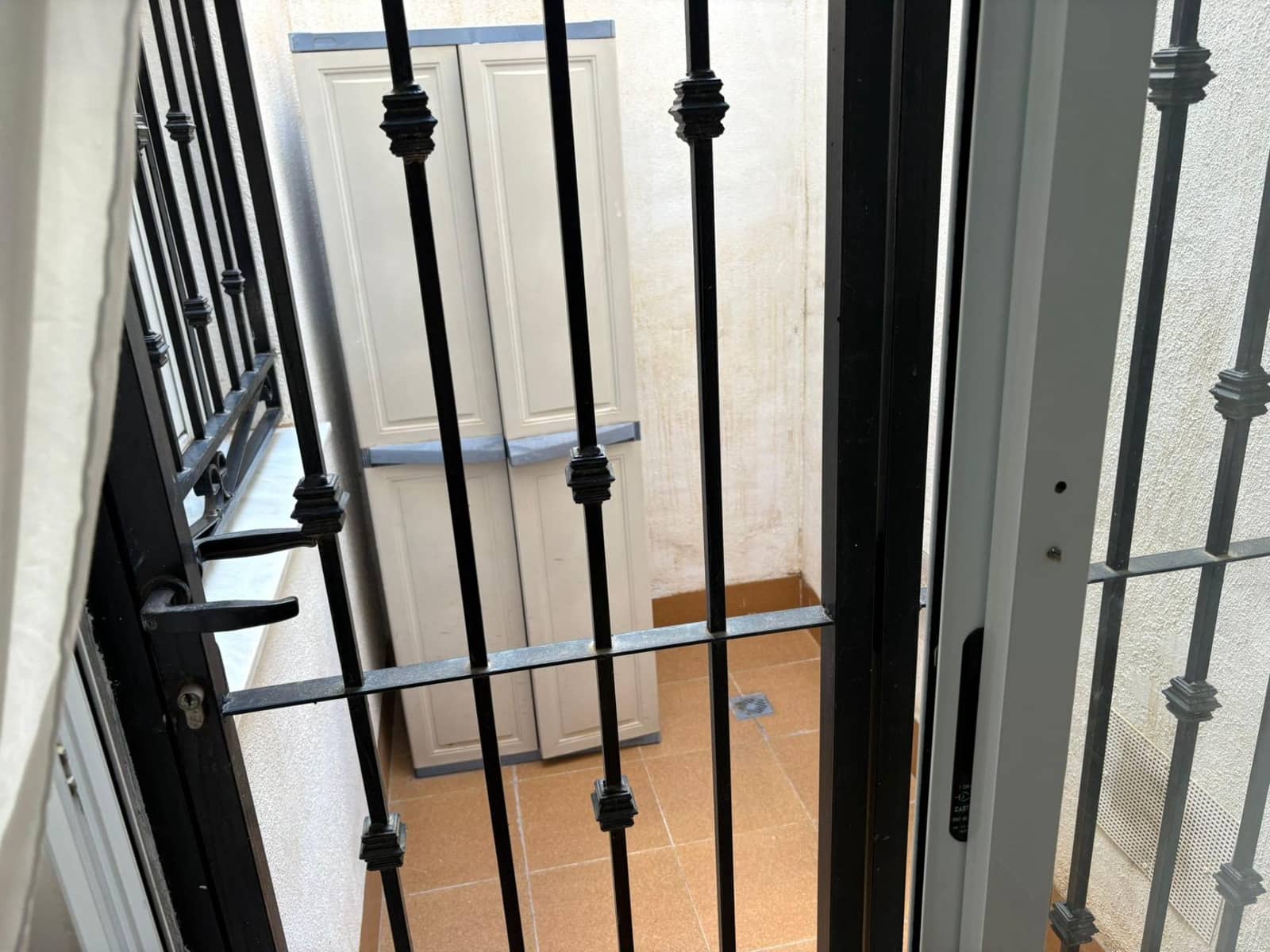 2 sovrum Bungalow till salu i La Florida med pool - 148 000 € (Ref: 9630008)