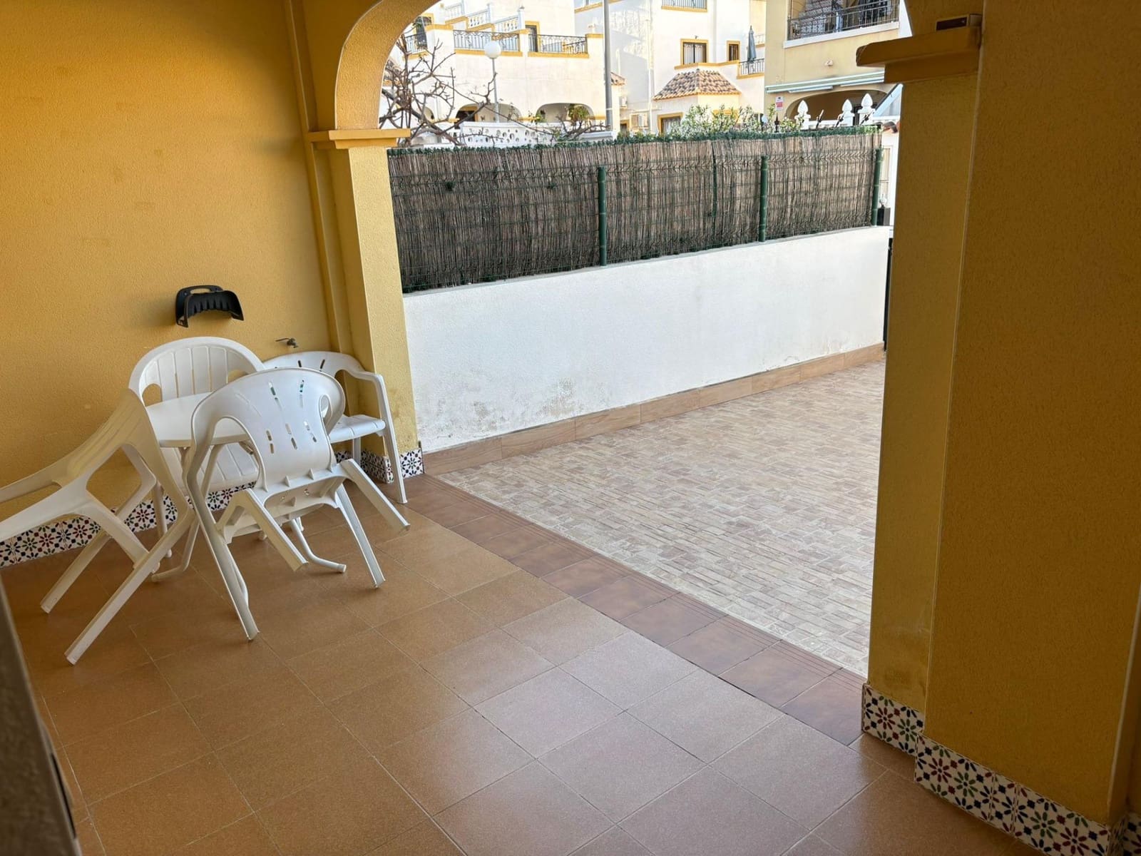 2 sovrum Bungalow till salu i La Florida med pool - 148 000 € (Ref: 9630008)