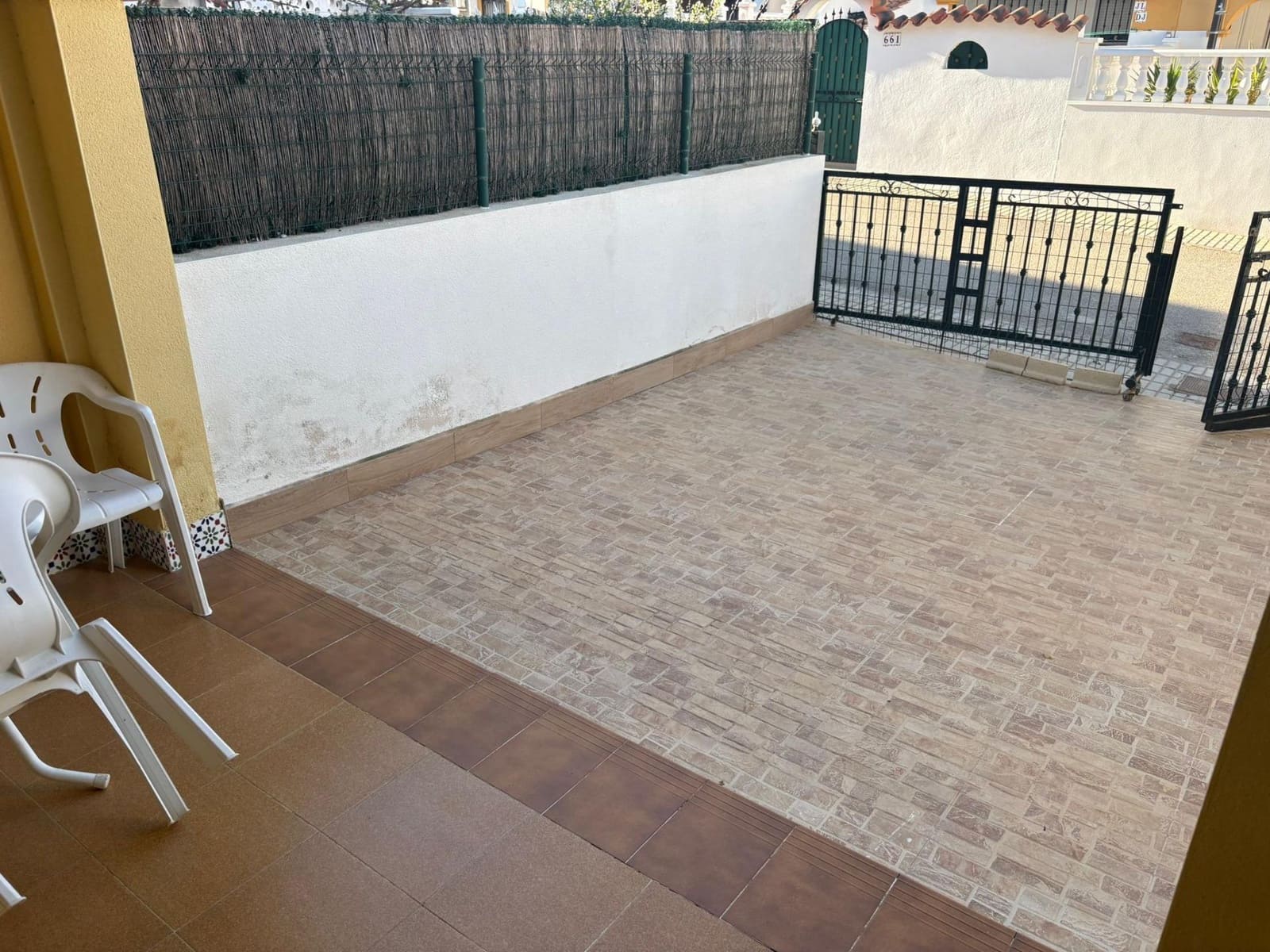 2 sovrum Bungalow till salu i La Florida med pool - 148 000 € (Ref: 9630008)