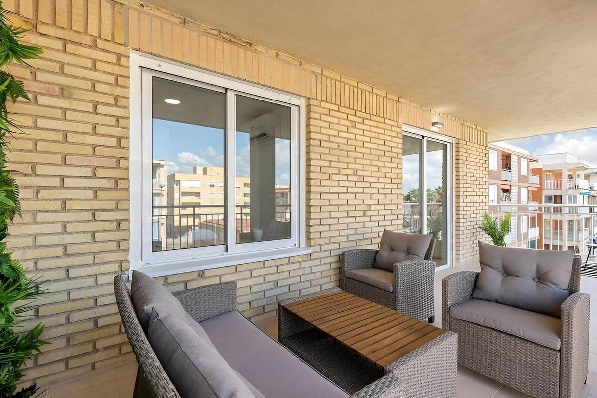 3 bedroom Apartment for sale in Torrevieja - € 299,900 (Ref: 9630010)