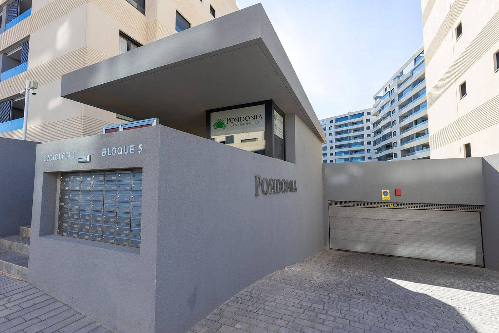 2 Zimmer Apartment zu verkaufen in Punta Prima mit Pool Garage - 765.000 € (Ref: 9639498)