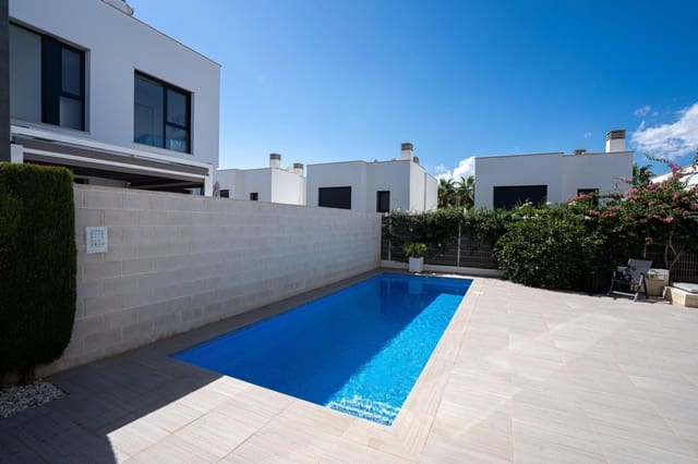 2 slaapkamer Appartement te koop in Punta Prima, Torrevieja met zwembad - € 275.000 (Ref: 9698852)