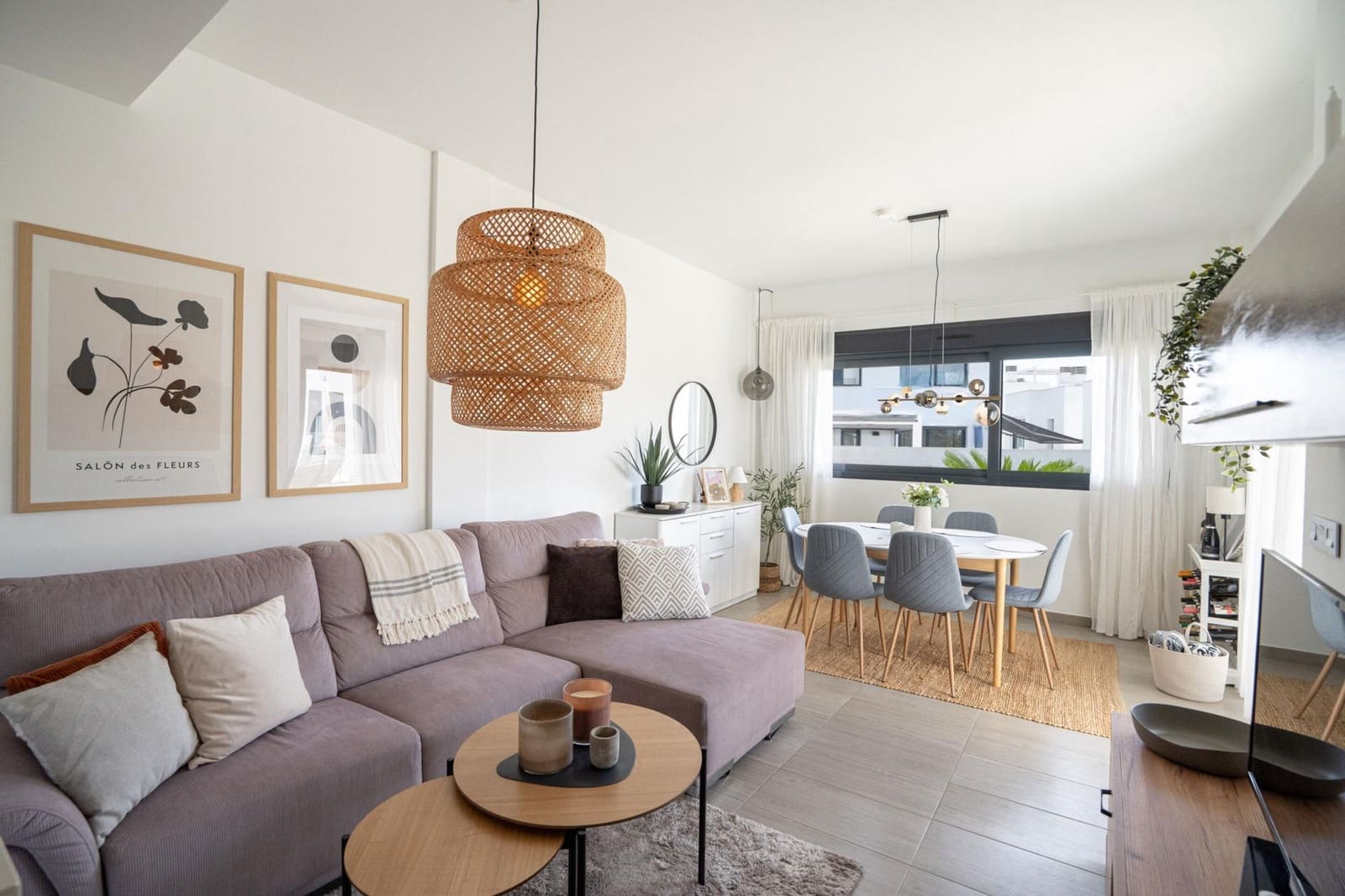 2 bedroom Apartment for sale in Punta Prima with pool - € 275,000 (Ref: 9698852)