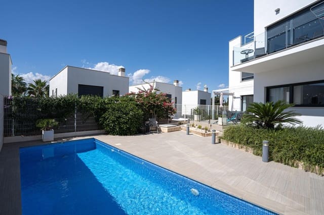 2 slaapkamer Appartement te koop in Punta Prima, Torrevieja met zwembad - € 275.000 (Ref: 9698852)