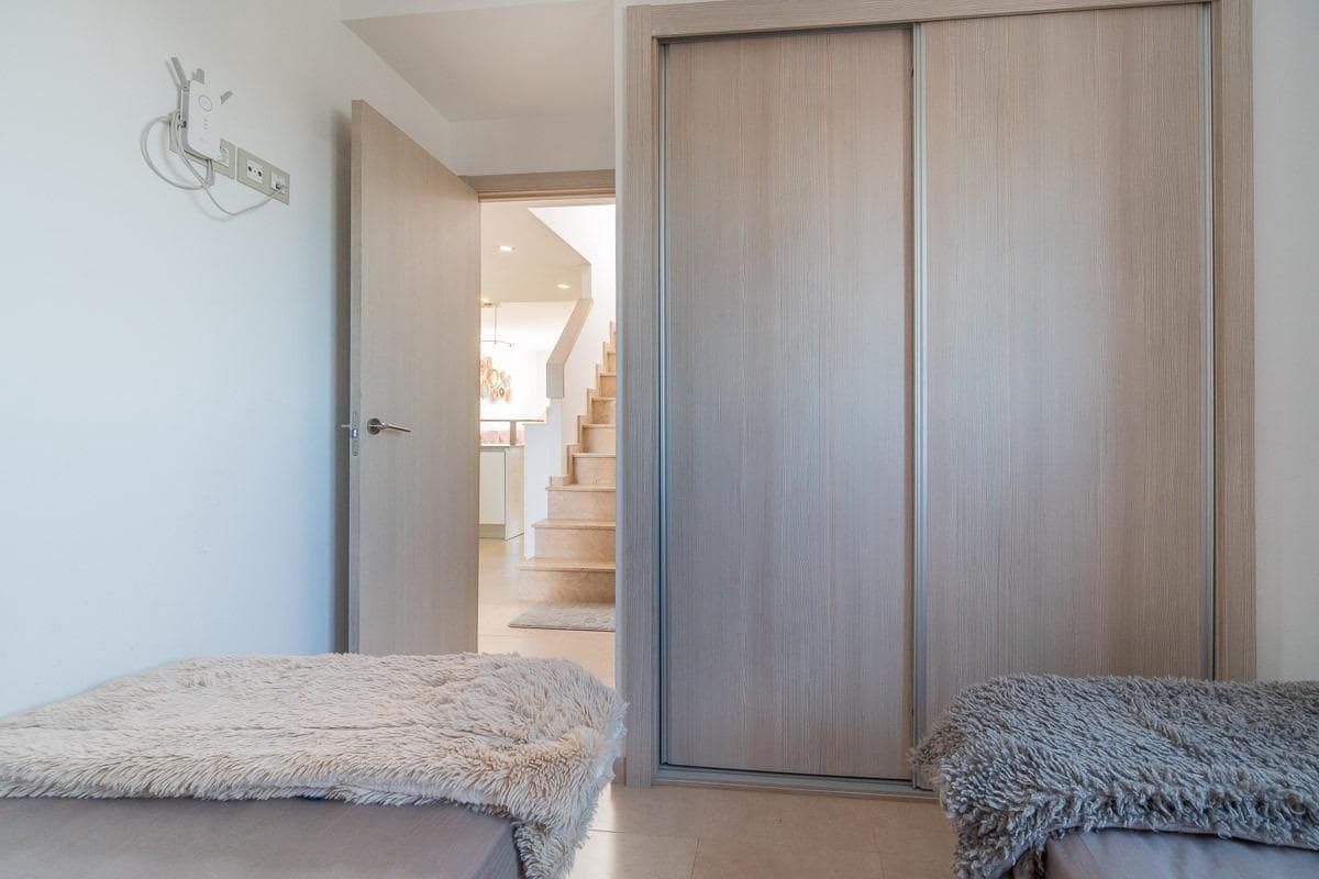 2 chambre Appartement à vendre à Orihuela Costa avec piscine garage - 299 000 € (Ref: 9729334)