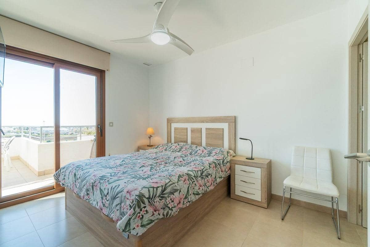 2 chambre Appartement à vendre à Orihuela Costa avec piscine garage - 299 000 € (Ref: 9729334)