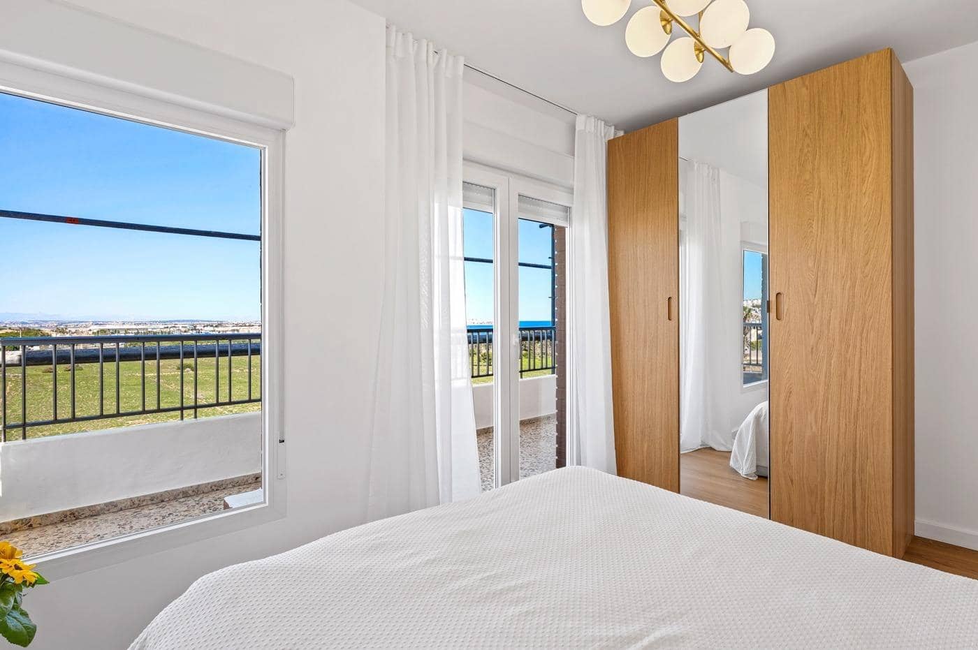 2 bedroom Apartment for sale in Punta Prima with pool garage - € 249,000 (Ref: 9729335)