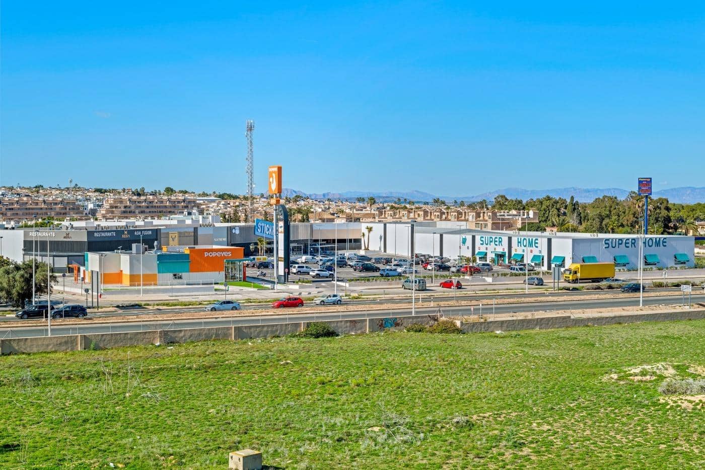 2 bedroom Apartment for sale in Punta Prima with pool garage - € 249,000 (Ref: 9729335)