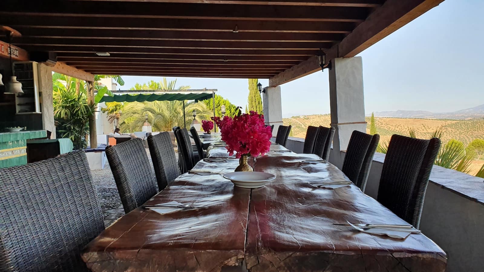 16 sypialnia Hotel na sprzedaż w Tolox z basenem - 1 500 000 € (Ref: 9524724)