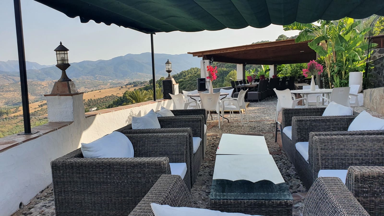 16 sypialnia Hotel na sprzedaż w Tolox z basenem - 1 500 000 € (Ref: 9524724)